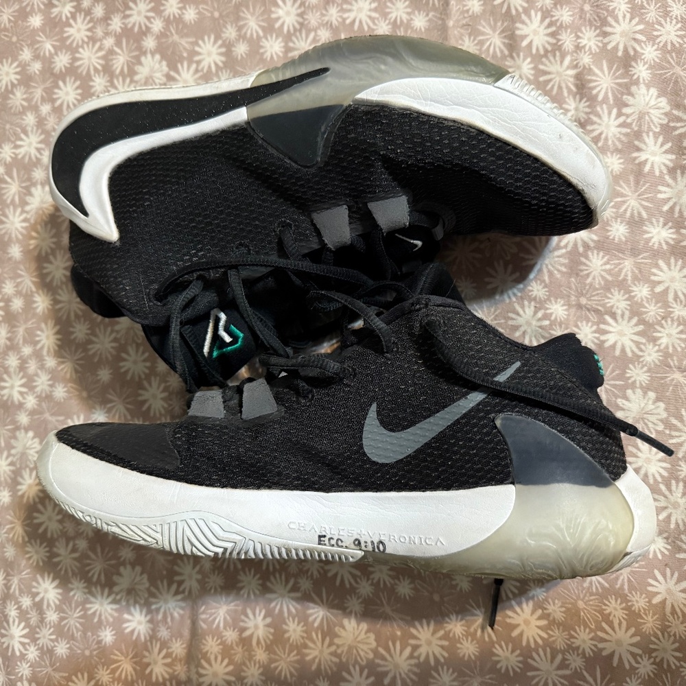 Giannis 4 Basketball Shoes